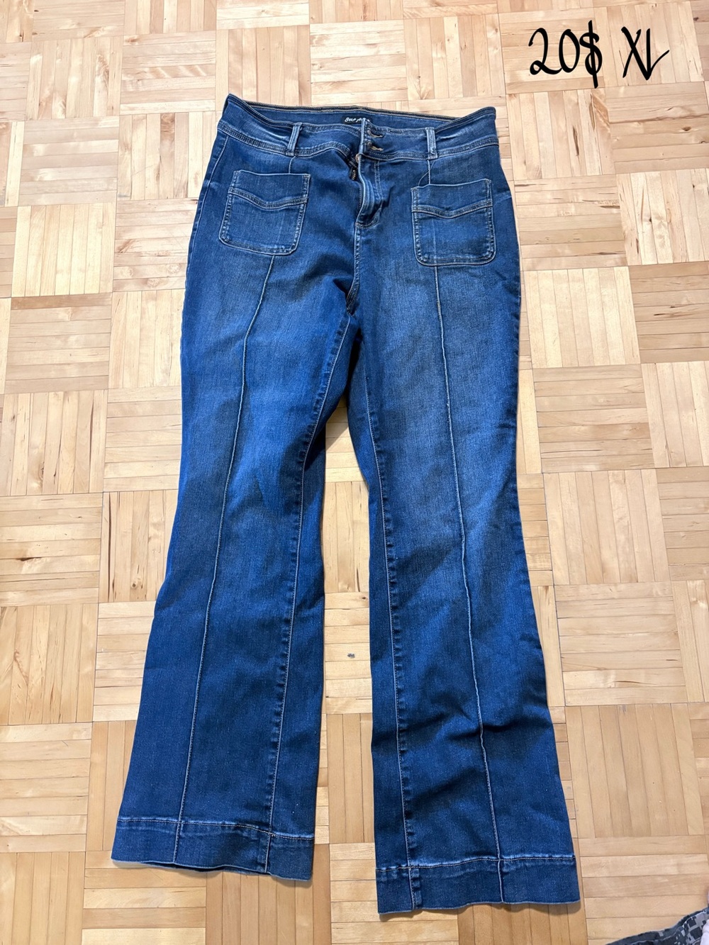 Dark Blue Women’s Jeans with Front Patch Pockets